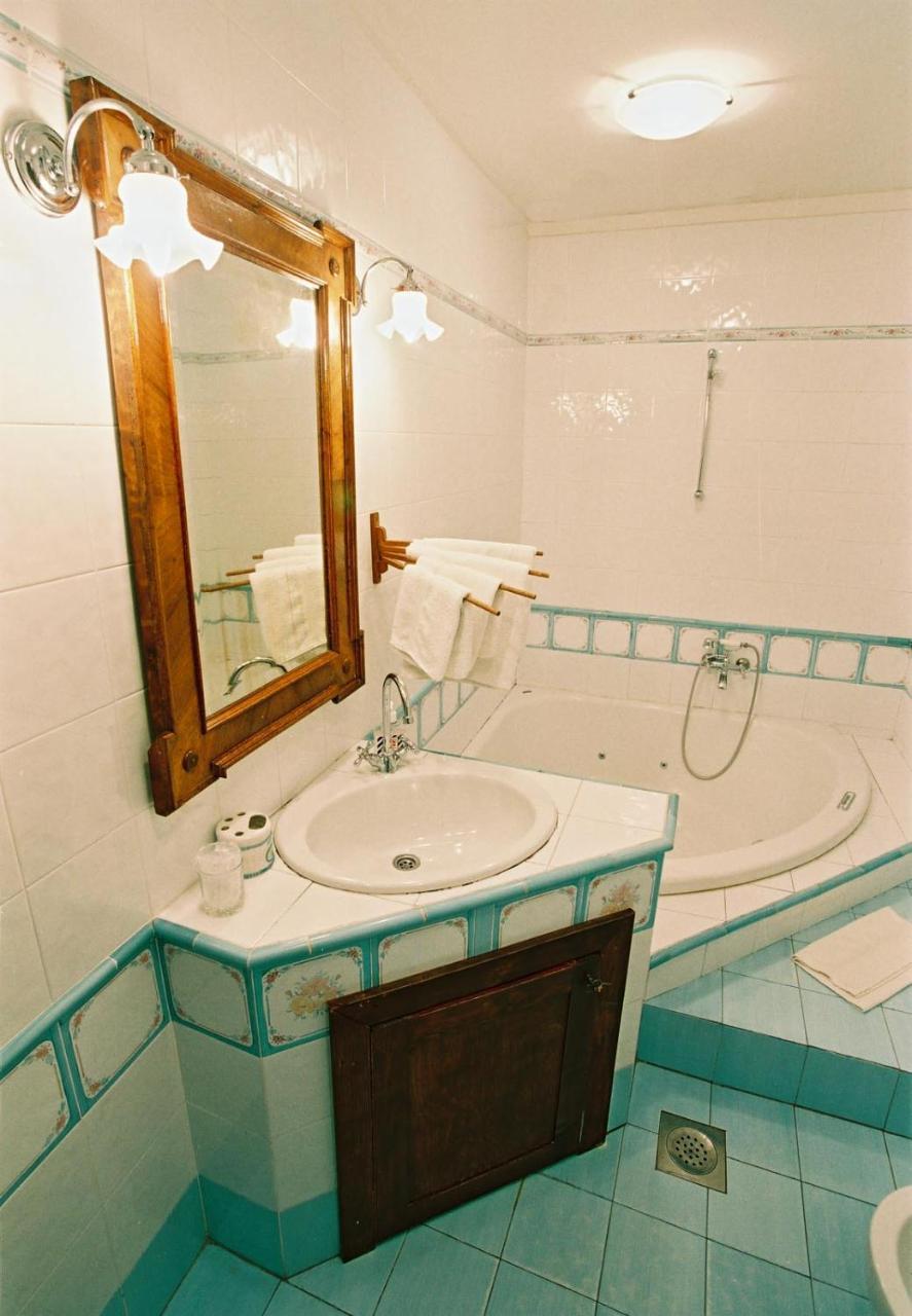 Salas 137 Cenej Ngoại thất bức ảnh